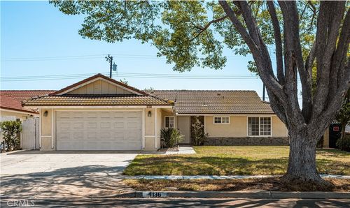 4136 Franklin, Fullerton, CA, 92833 | Card Image