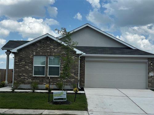 408 Camargue Dr, Hutto, TX, 78634-2768 | Card Image