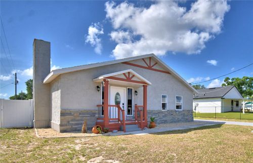 208 Center St, Auburndale, FL, 33823-3423 | Card Image