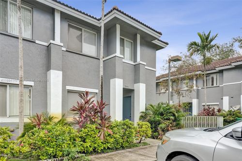 5441 Sw 41st St, Pembroke Park, FL, 33023-6849 | Card Image