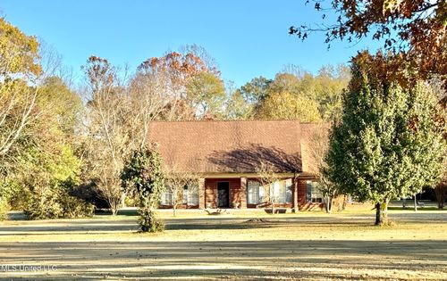 2425 Perry Road, Grenada, MS, 38901 | Card Image