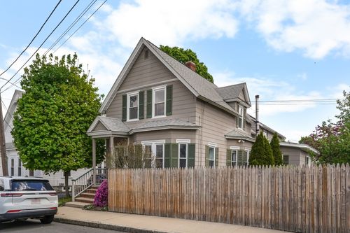122 S Walker St, Lowell, MA, 01851-4308 | Card Image