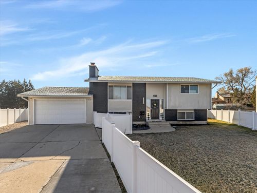 3911 Kallie Cir, West Valley City, UT, 84120-3711 | Card Image