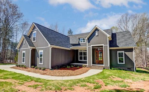 4262 Brandy Creek Ct, Clover, SC, 29710-0673 | Card Image
