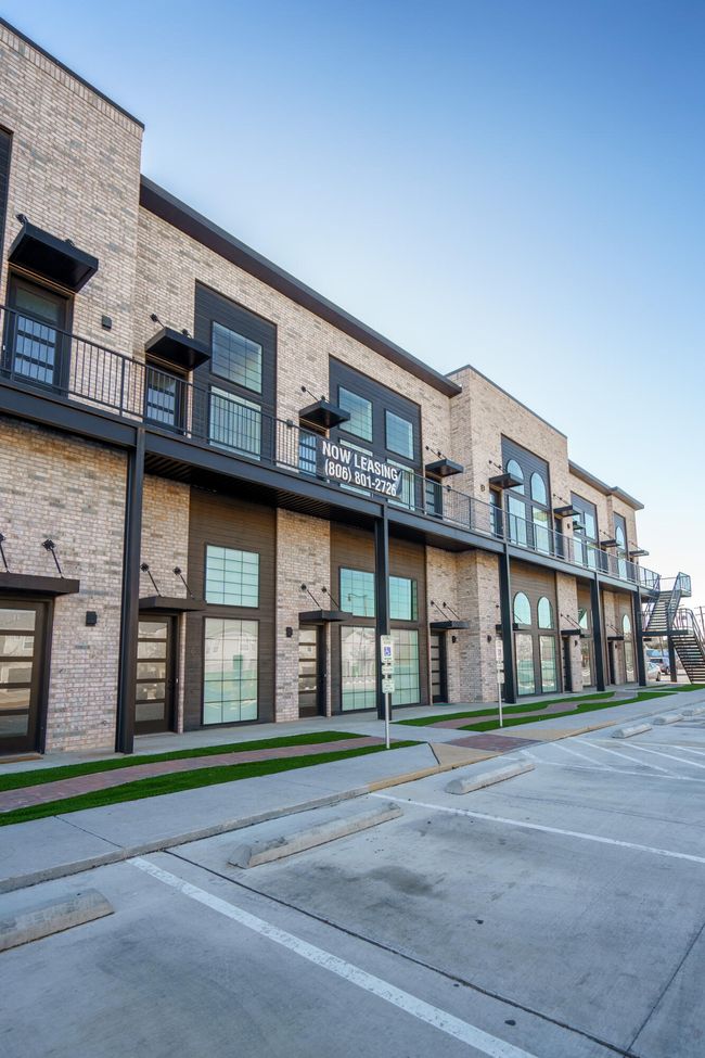 9 - 2007 Main St, Condo with 1 bedrooms, 2 bathrooms and null parking in Lubbock TX | Image 20