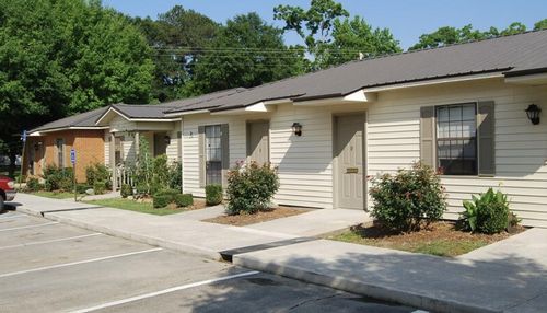 9 Camellia Dr, Prattville, AL, 36067-2601 | Card Image