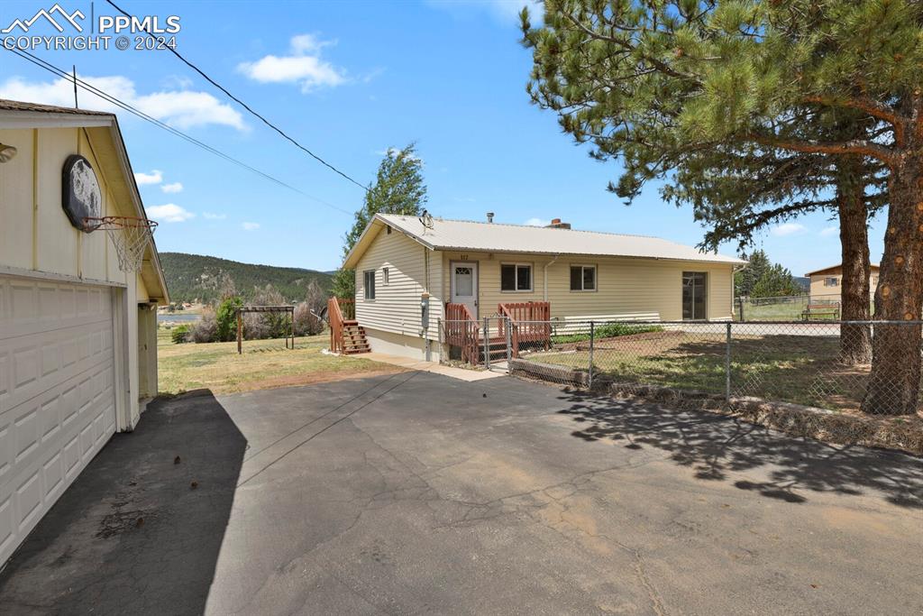 Navajo Ave, Lake George, CO 80827