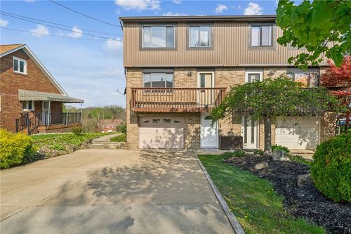 1020 Sarah St, North Versailles, PA, 15137-2718 | Card Image