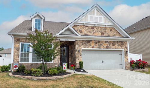 2226 Silver Pine St, Concord, NC, 28027-0280 | Card Image
