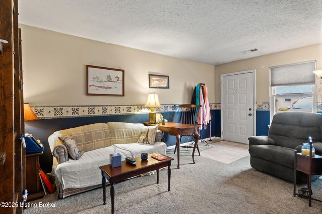 710 Victoria Ct, House other with 2 bedrooms, 1 bathrooms and null parking in New Albany IN | Image 4