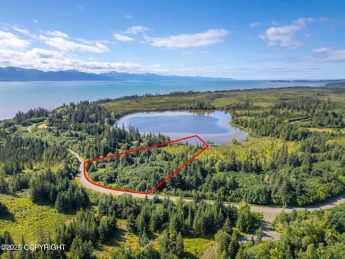 L4 Stone Step Circle, Homer, AK, 99603 | Card Image