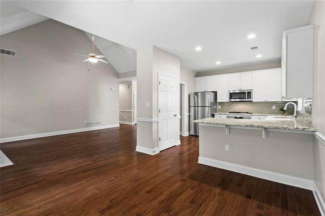 115 Graystone Ter, House other with 3 bedrooms, 2 bathrooms and 2 parking in Alpharetta GA | Image 16