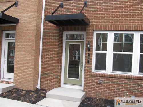 58 Cannon St, North Brunswick, NJ, 08902-5033 | Card Image