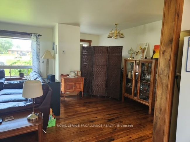 22208 Loyalist Pky, House other with 3 bedrooms, 4 bathrooms and 10 parking in Carrying Place ON | Image 17