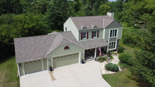 5836 Oakdale Court, Cedarburg, WI, 53024 | Card Image