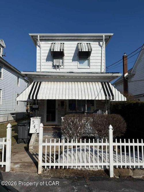 545 Cleveland St, Hazleton, PA, 18201-4652 | Card Image