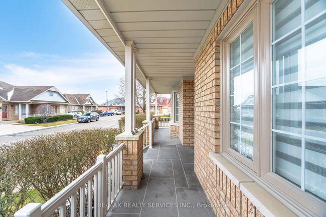 3 Tuscany Lane, Condo with 2 bedrooms, 2 bathrooms and 2 parking in Brampton ON | Image 4