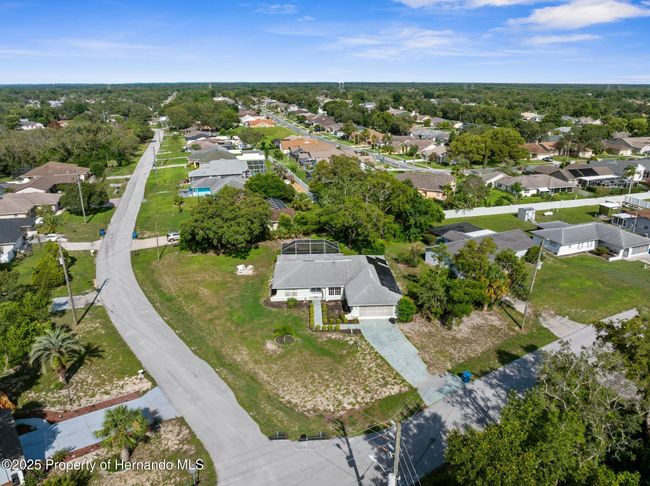 1350 Gatewood Ave, House other with 3 bedrooms, 2 bathrooms and null parking in Spring Hill FL | Image 28