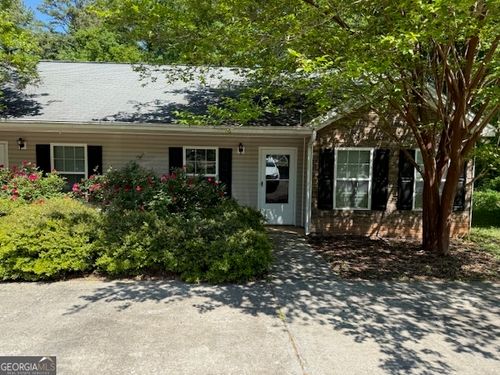 57 Crestwood Dr, Hartwell, GA, 30643-6712 | Card Image