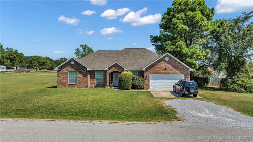 150 Whipperwill, Lone Grove, OK, 73401 | Card Image