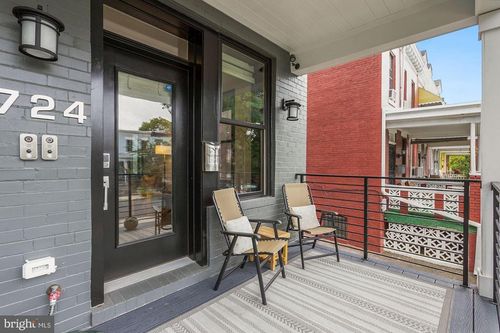 1-724 Taylor St Nw, WASHINGTON, DC, 20011-5827 | Card Image