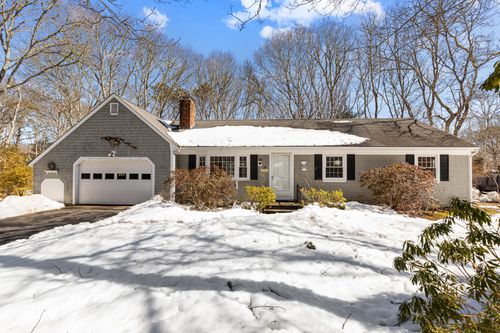 26 S West Dr, Dennis, MA, 02638-2403 | Card Image