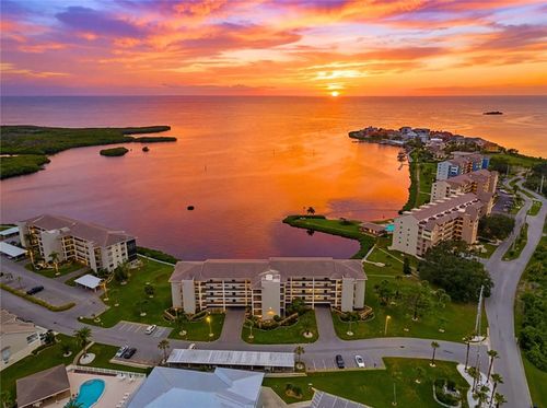 apt-918-8251 Brent St, PORT RICHEY, FL, 34668-6130 | Card Image