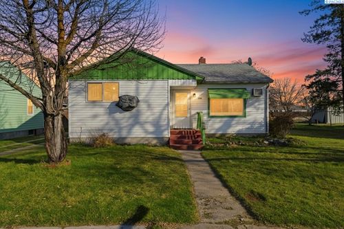 246 S Burke Ave, Connell, WA, 99326-4020 | Card Image