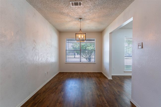 1638 Brown Trl, Home with 4 bedrooms, 4 bathrooms and 2 parking in Hurst TX | Image 7