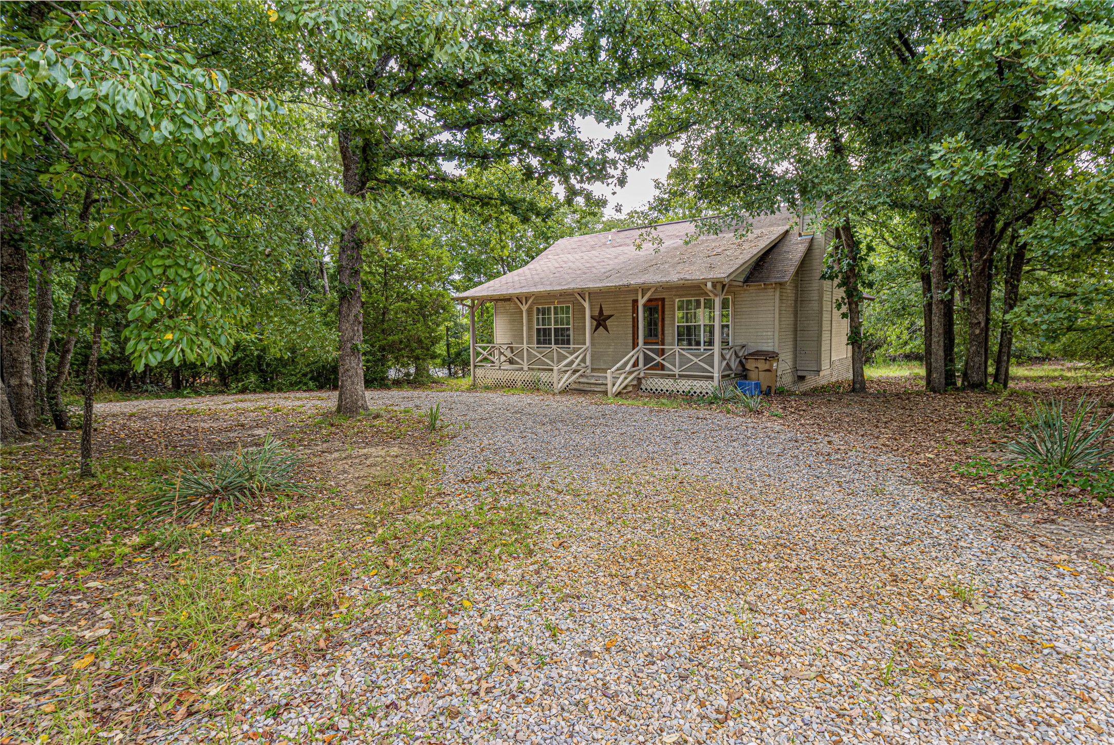 Residential in Holly Lake Ranch 4