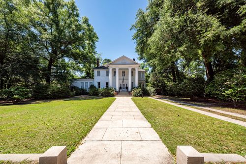 458 Hampton St, Walterboro, SC, 29488-4055 | Card Image