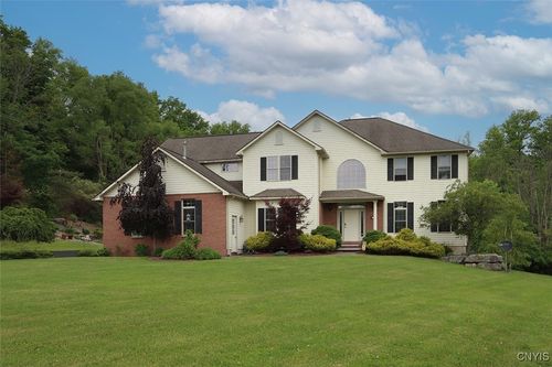 7987 Blarney Stone Way, Manlius, NY, 13104-2529 | Card Image