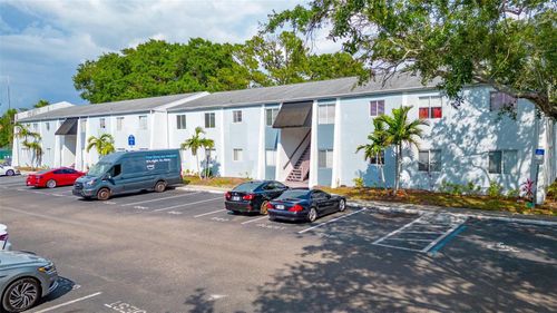 56-13300 Walsingham Rd, Largo, FL, 33774-3520 | Card Image