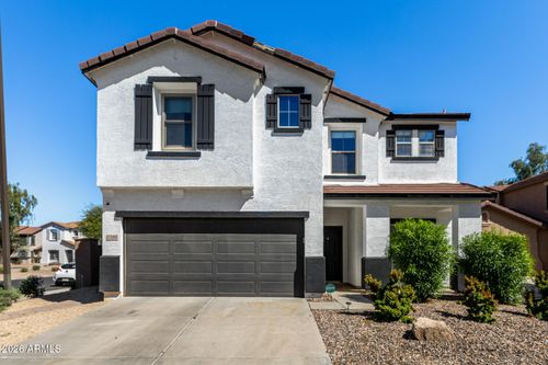 1105 E Parkview Ct, Gilbert, AZ, 85295-7126 | Card Image