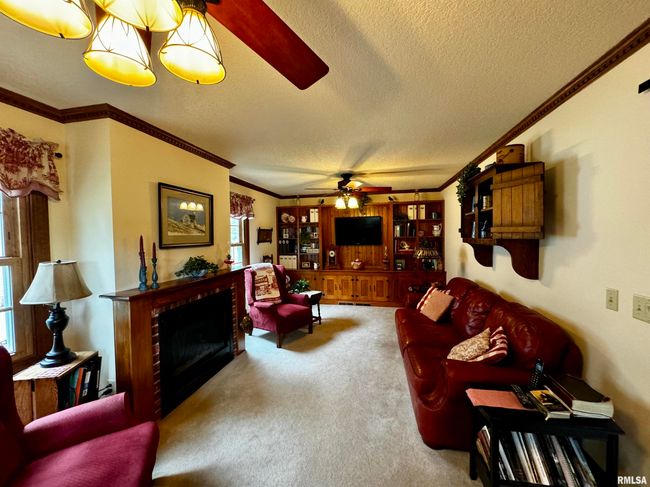 809 Nw 3 Rd Ave, House other with 3 bedrooms, 2 bathrooms and null parking in Aledo IL | Image 15