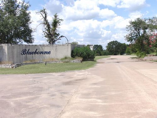 205 South Fork Road, Navasota, TX, 77868 | Card Image