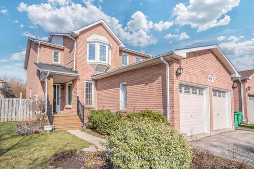 6045 Grossbeak Dr, Mississauga, ON, L5N5W9 | Card Image