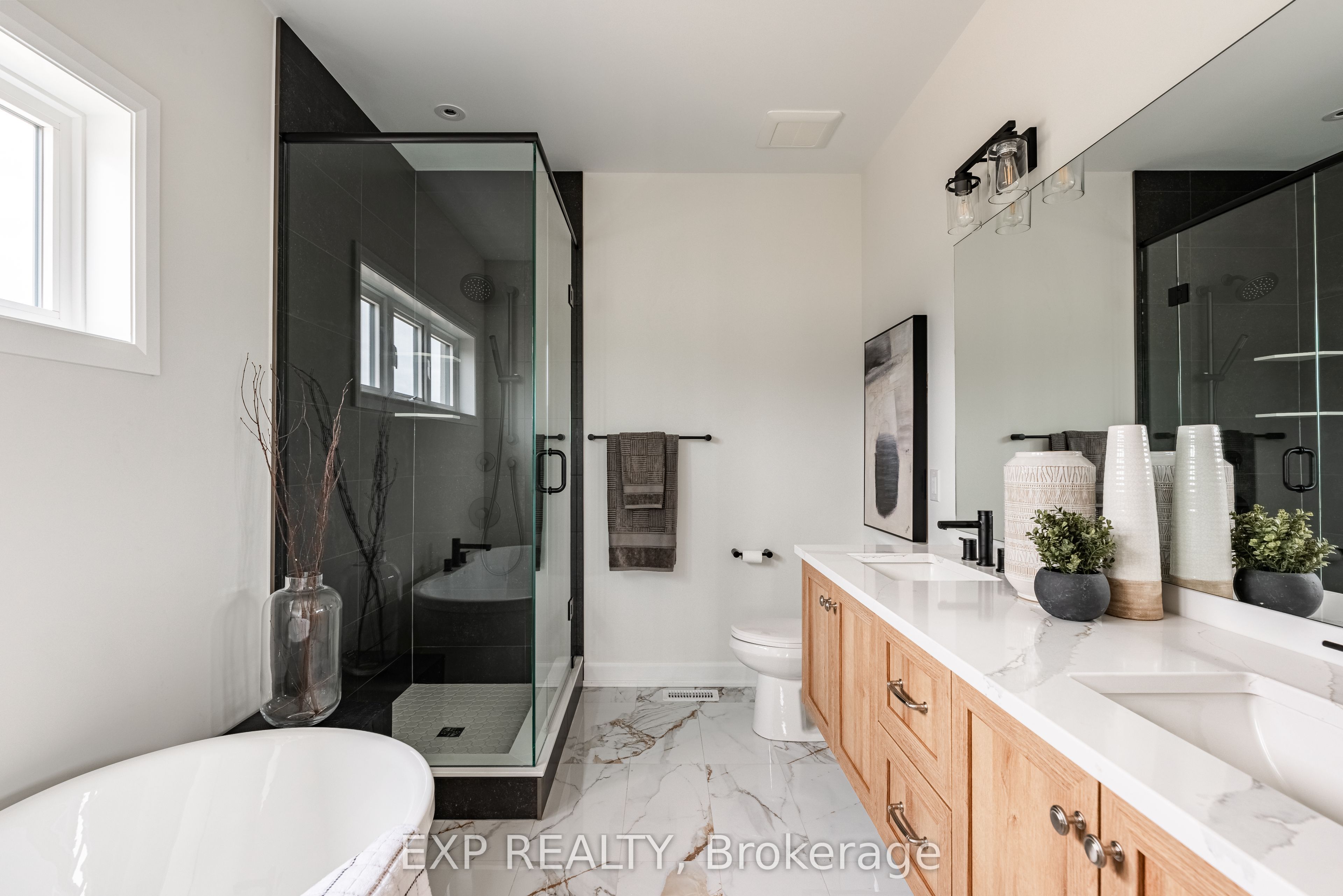 Residential in Niagara-on-the-Lake 5