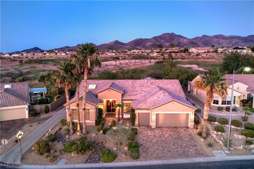 2106 Fort Sanders St, Henderson, NV, 89052-7026 | Card Image