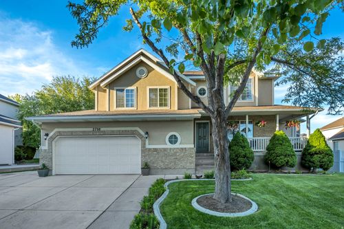 2798 W Denali Dr, Taylorsville, UT, 84129-6808 | Card Image