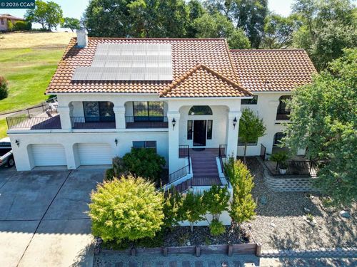 643 Old Course Ct, Valley Springs, CA, 95252-9334 | Card Image