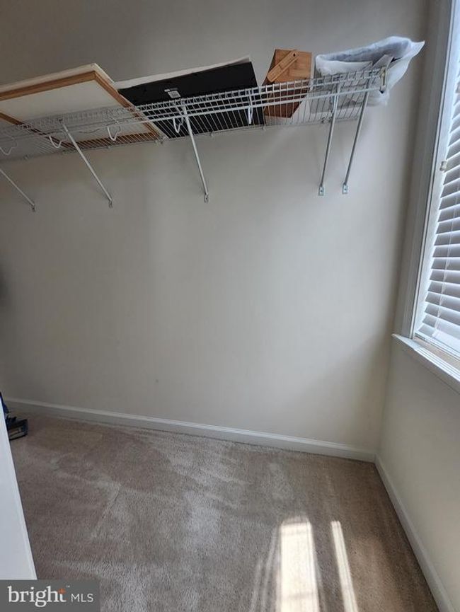 8952 Center St, Townhouse with 3 bedrooms, 3 bathrooms and null parking in Manassas VA | Image 19