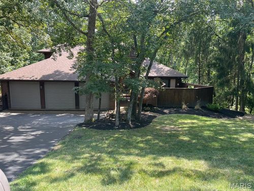 1570 Paradise Valley Dr, High Ridge, MO, 63049-1432 | Card Image