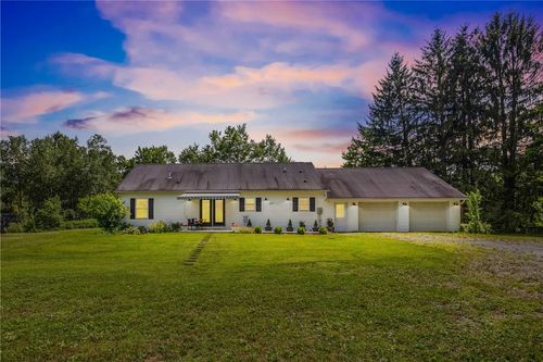 143 Woodsbrook Dr, Boswell, PA, 15531-3128 | Card Image