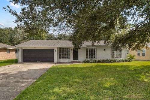 5775 Mel Sha Ln, Beaumont, TX, 77705-6806 | Card Image