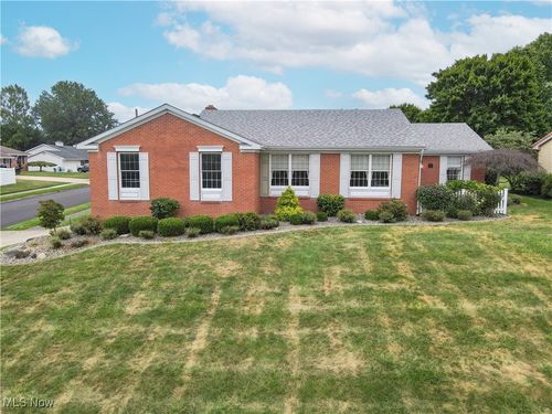 1402 Clinton St, Niles, OH, 44446-3816 | Card Image
