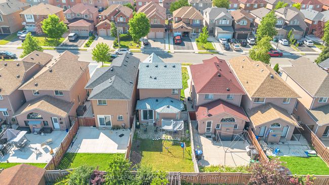 33 Fiddleneck Cres, House other with 4 bedrooms, 4 bathrooms and 4 parking in Brampton ON | Image 43