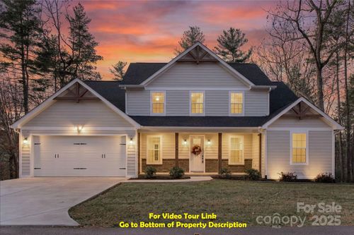 690 Settlers Trl, Mars Hill, NC, 28754-9140 | Card Image
