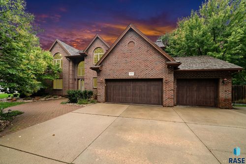 5005 Jasmine Trl Trail, Sioux Falls, SD, 57108 | Card Image