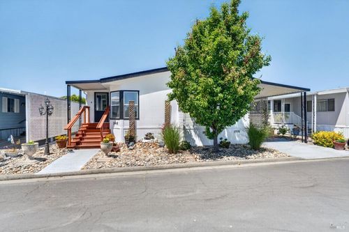 146 Stratford Way, Santa Rosa, CA, 95401-4965 | Card Image